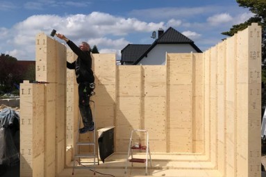 Aufbau eines Tiny Hauses