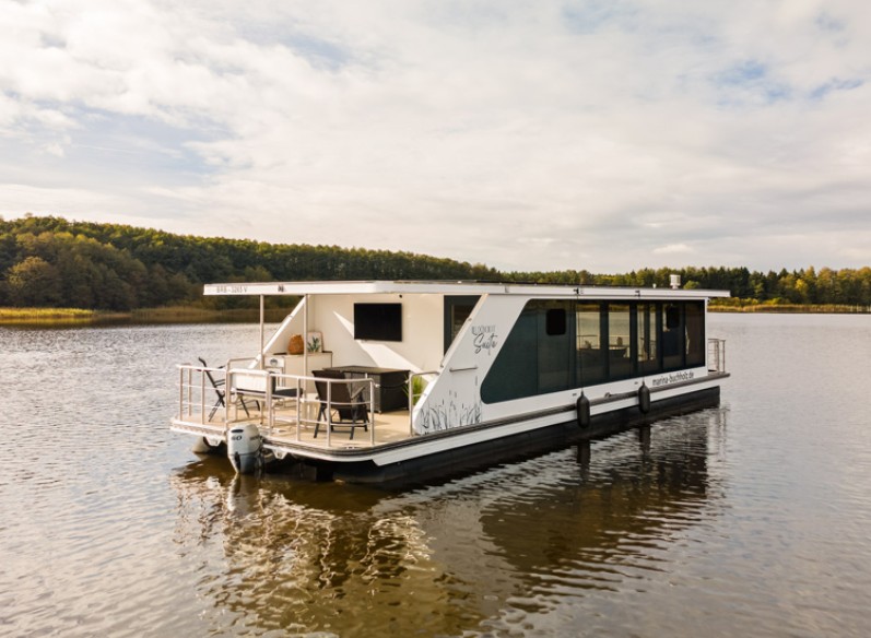 Hausboot auf dem Wasser